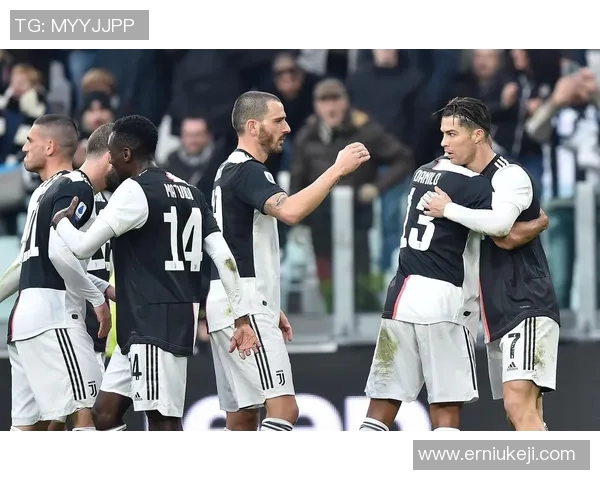 尤文图斯对阵乌迪内斯直播赛事精彩回顾与分析 尤文图斯对阵乌迪内斯直播赛事精彩回顾与分析