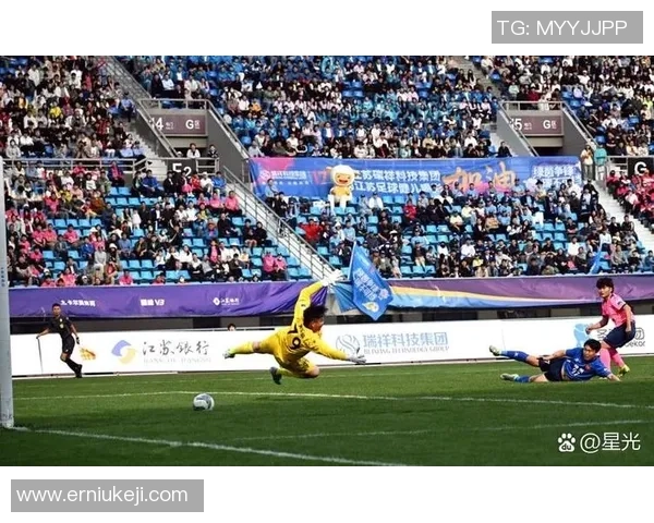 阿尔克马与马里乌波的精彩对决揭示足球战术与团队协作的魅力