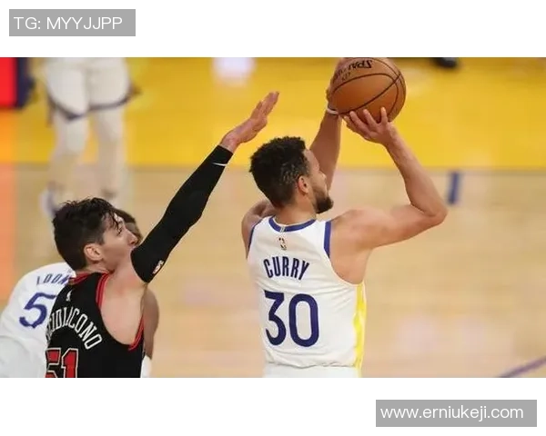 鹈鹕与爵士历史交锋记录分析及比分回顾